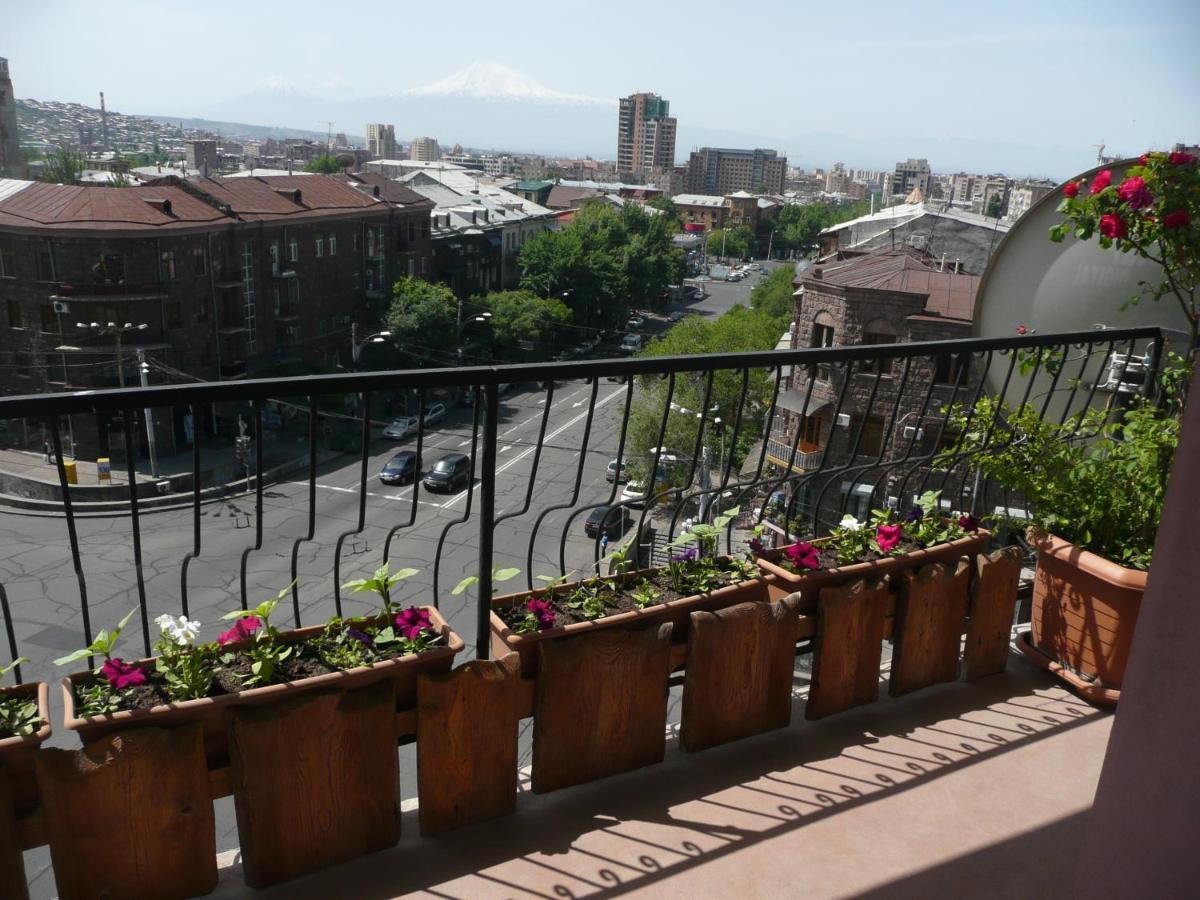 Yerevan-Sky With Terrace Exterior photo